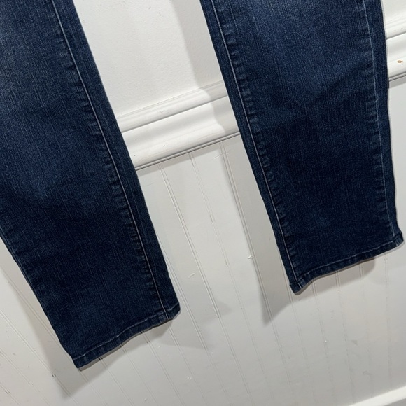 Pilcro jeans Anthropologie size 27 has stretch darker wash baddie denim - Picture 3 of 5